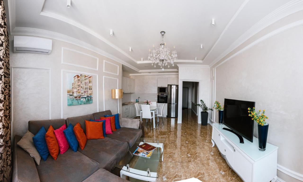Апартаменти Luxury For Business & Pleasure Royal 2 Київ Екстер'єр фото